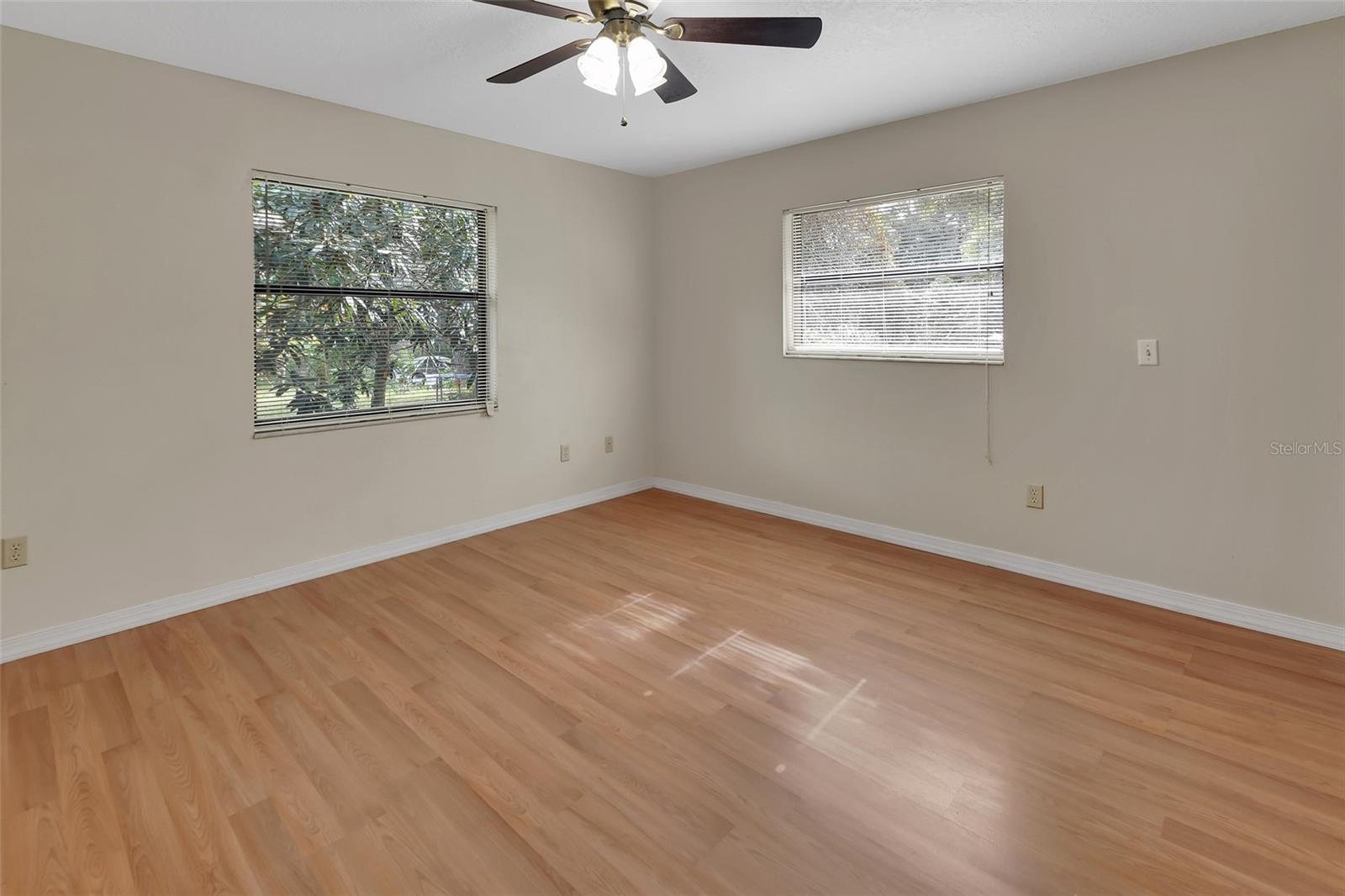 OAK PARK - Residential