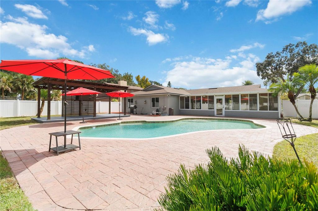 Photo of 1630 Gladiolas Drive, Winter Park, FL 32792 (MLS # O6354019)