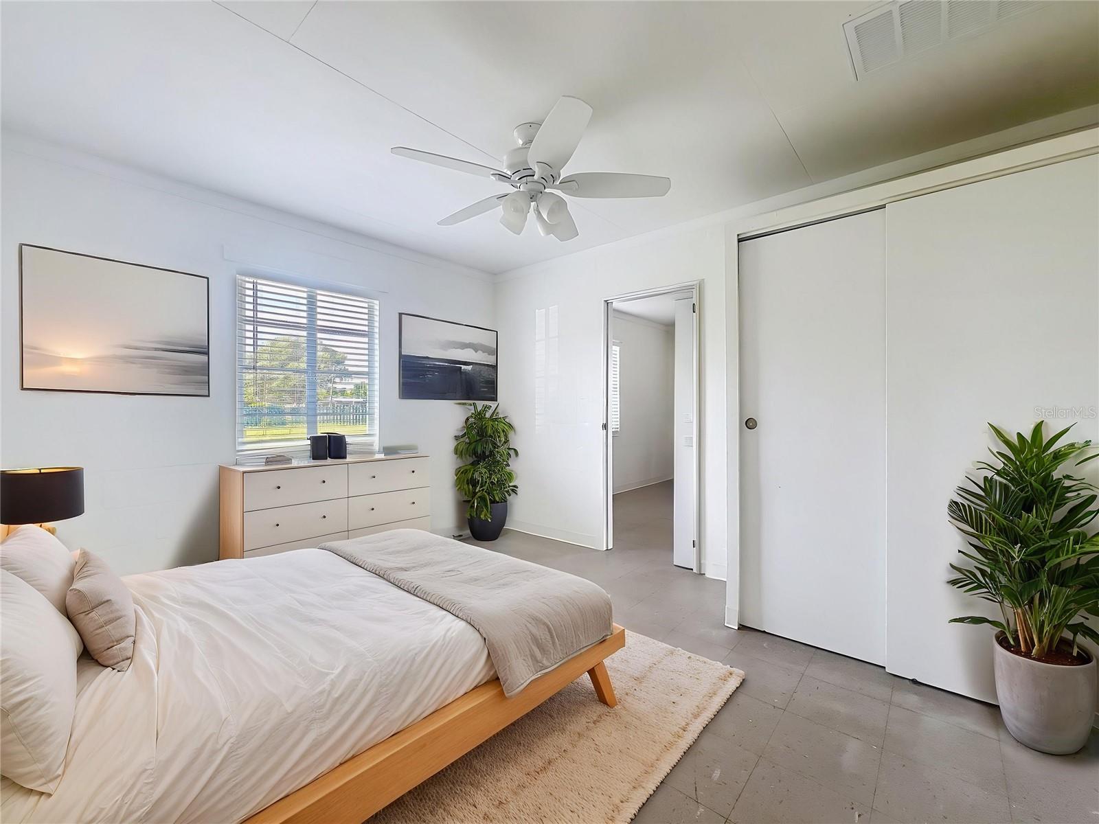FRESCO PARK - Residential Lease