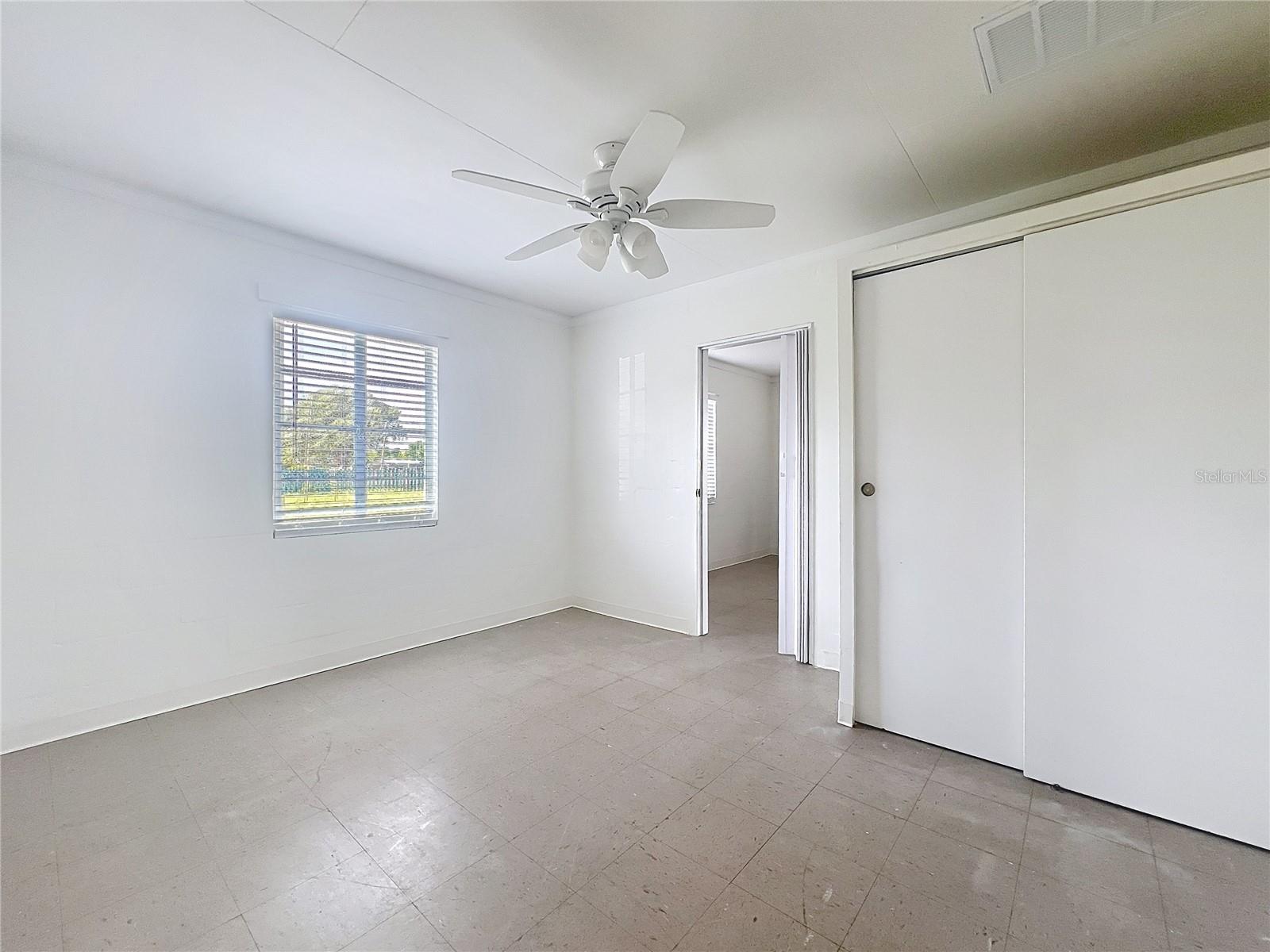 FRESCO PARK - Residential Lease