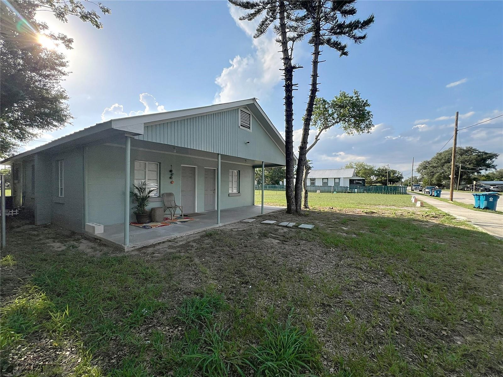 FRESCO PARK - Residential Lease