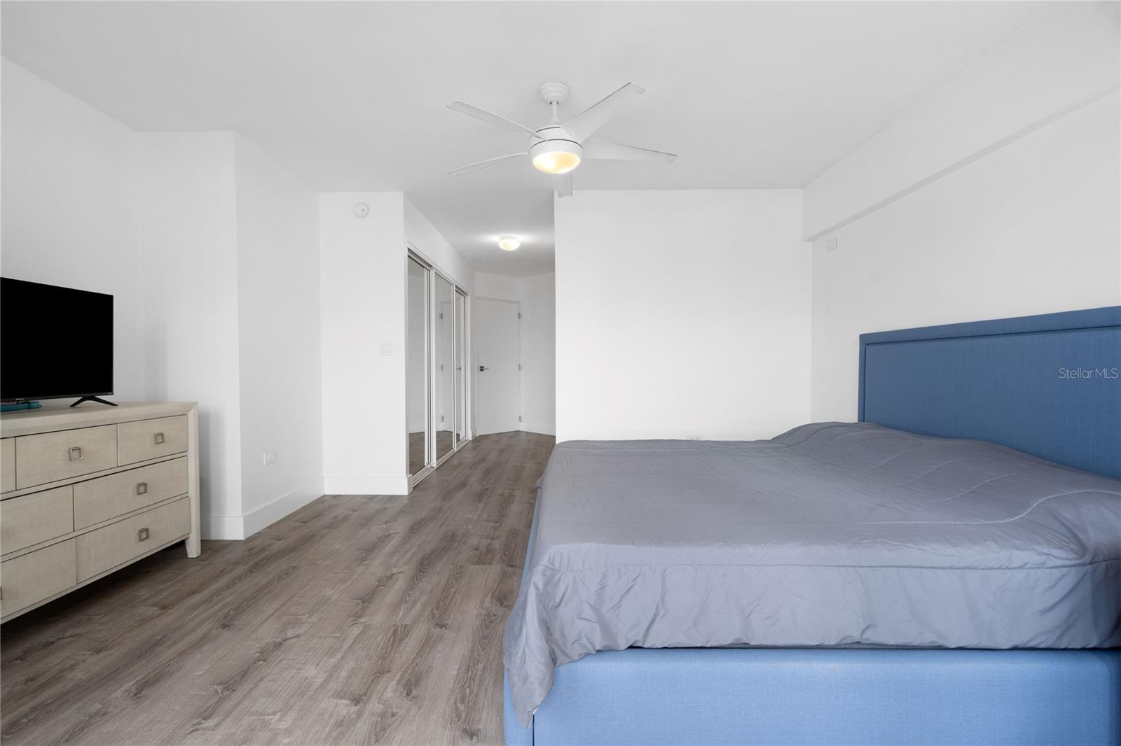CONDOMINIO GALLERY PLAZA - Residential