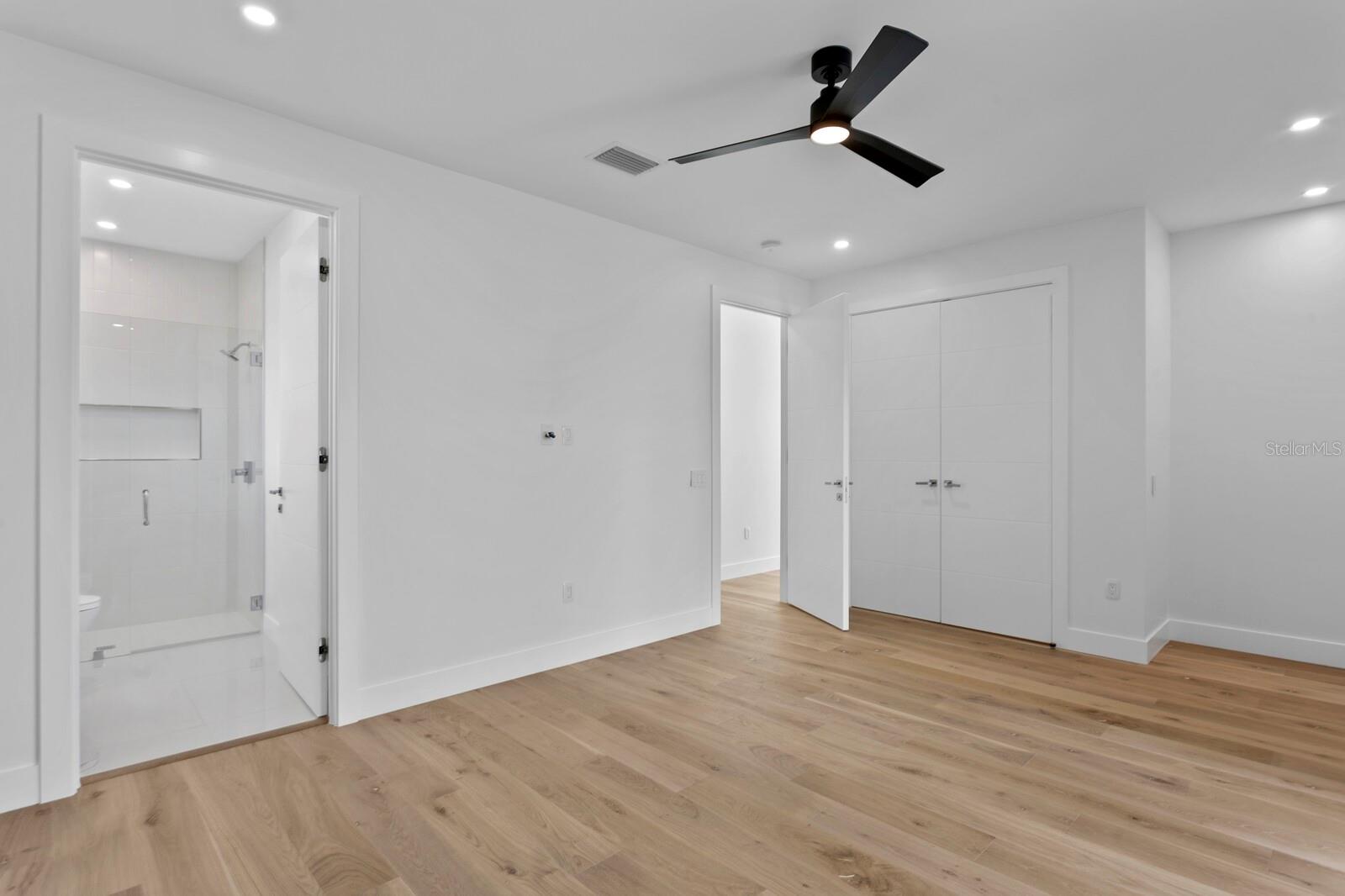 HARTSDALE - Residential