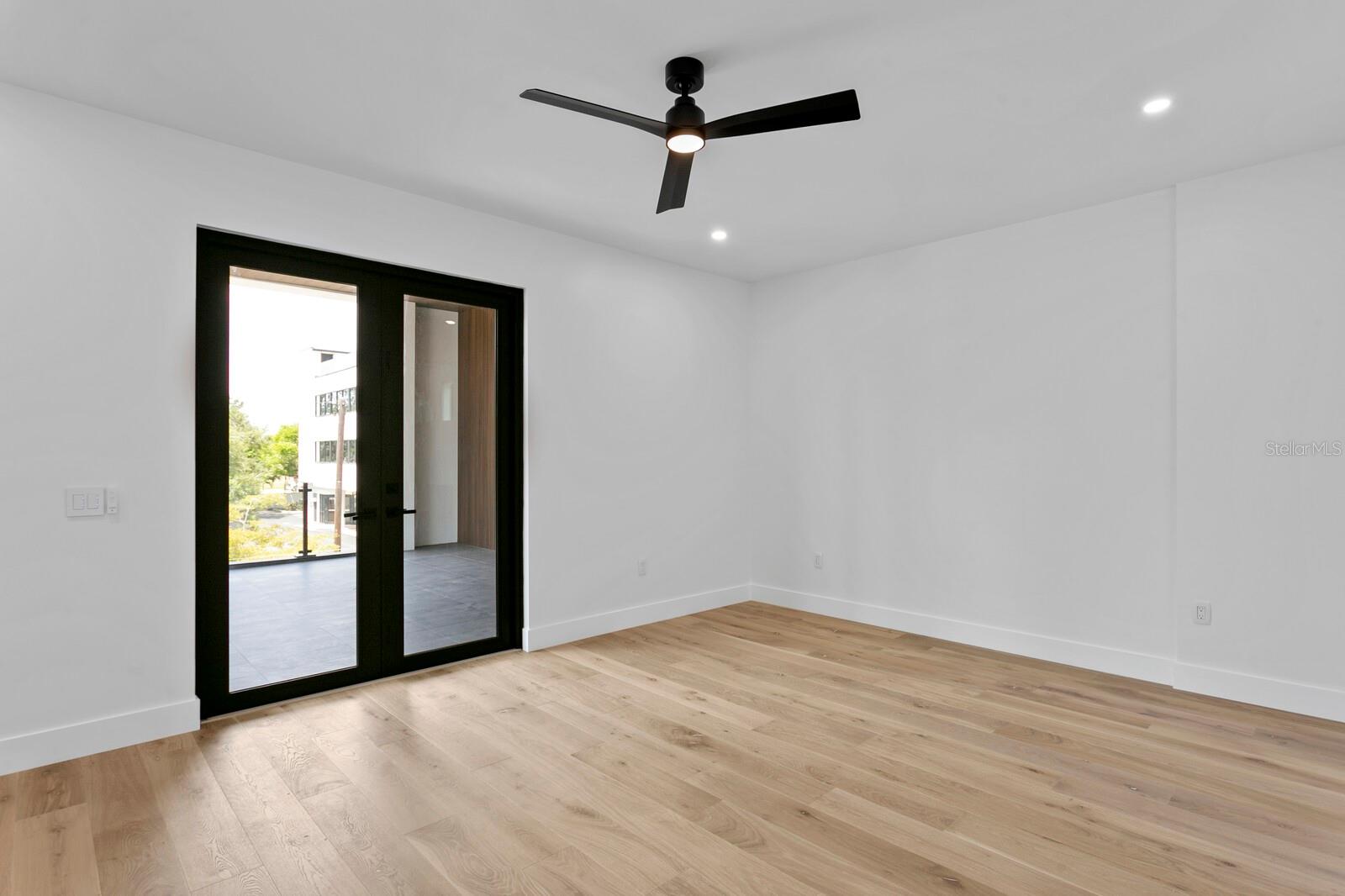 HARTSDALE - Residential