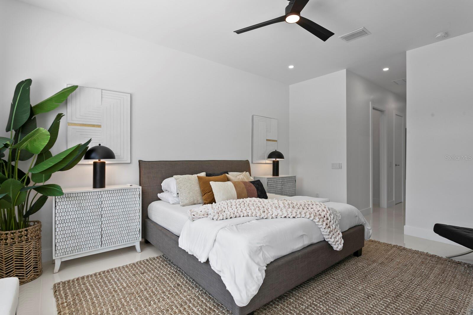 HARTSDALE - Residential