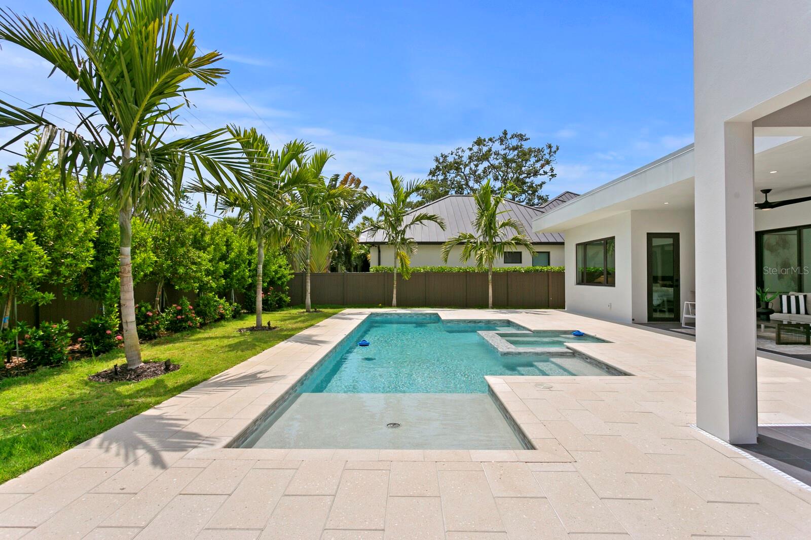 HARTSDALE - Residential