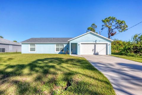 A home in PORT CHARLOTTE