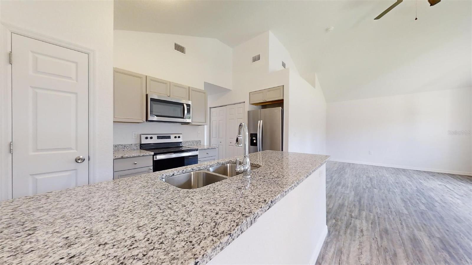 BELLEVIEW HEIGHTS ESTATES - Residential