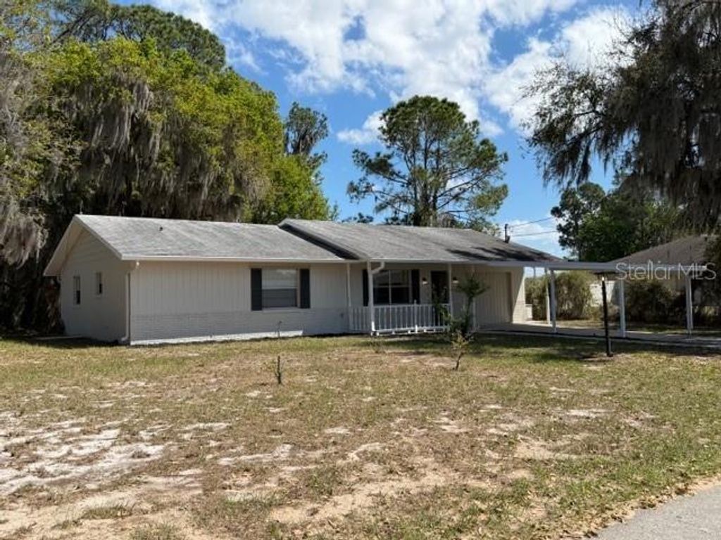 Photo of 3736 Pine Circle, Lake Wales, FL 33898 (MLS # S5140625)