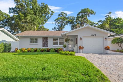 A home in LARGO