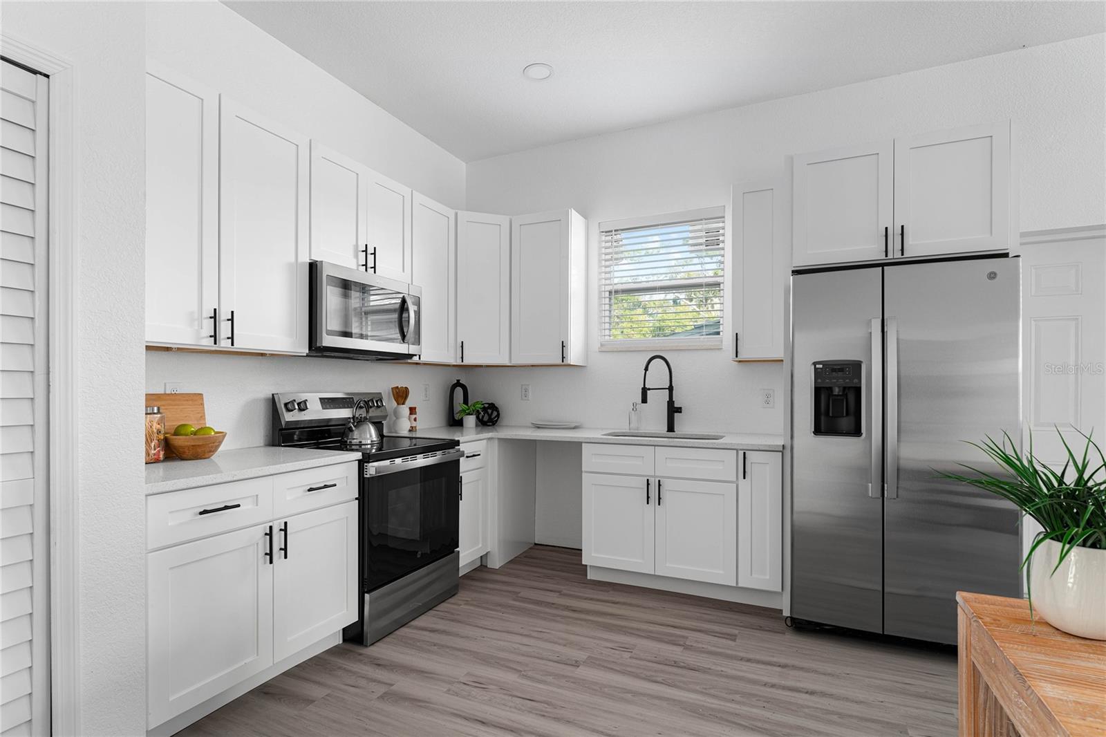 SCHULTZ REP GUS C - Residential