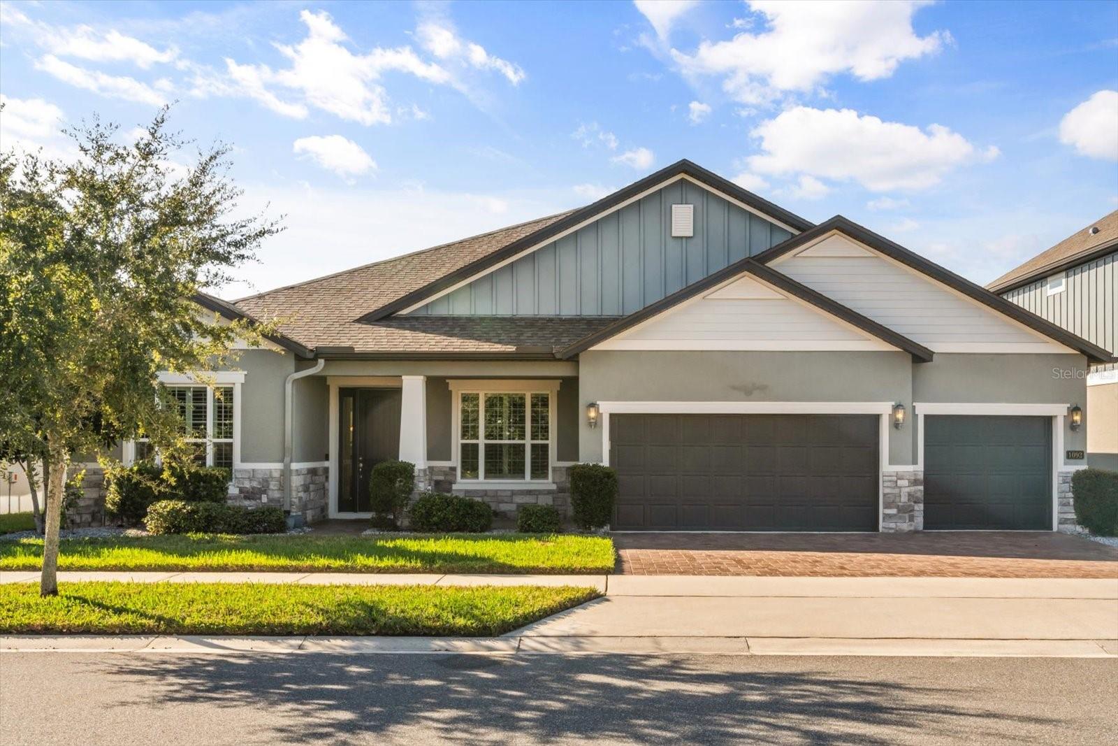 1092 WADING WATERS CIRCLE