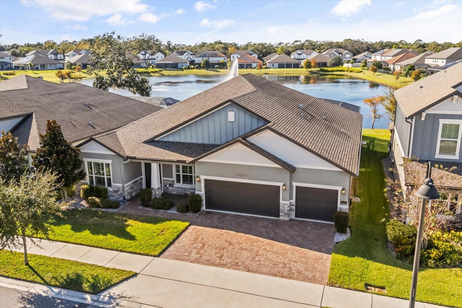 1092 WADING WATERS CIRCLE