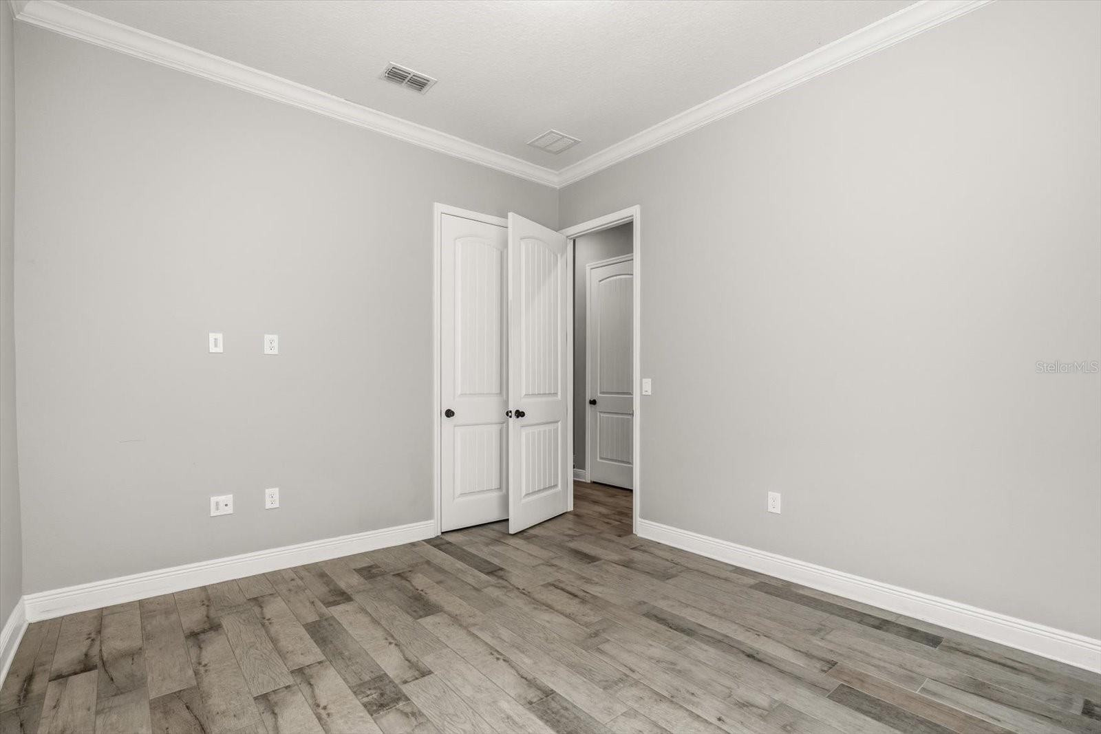 WATERS EDGE AT HAWKS CREST - Residential