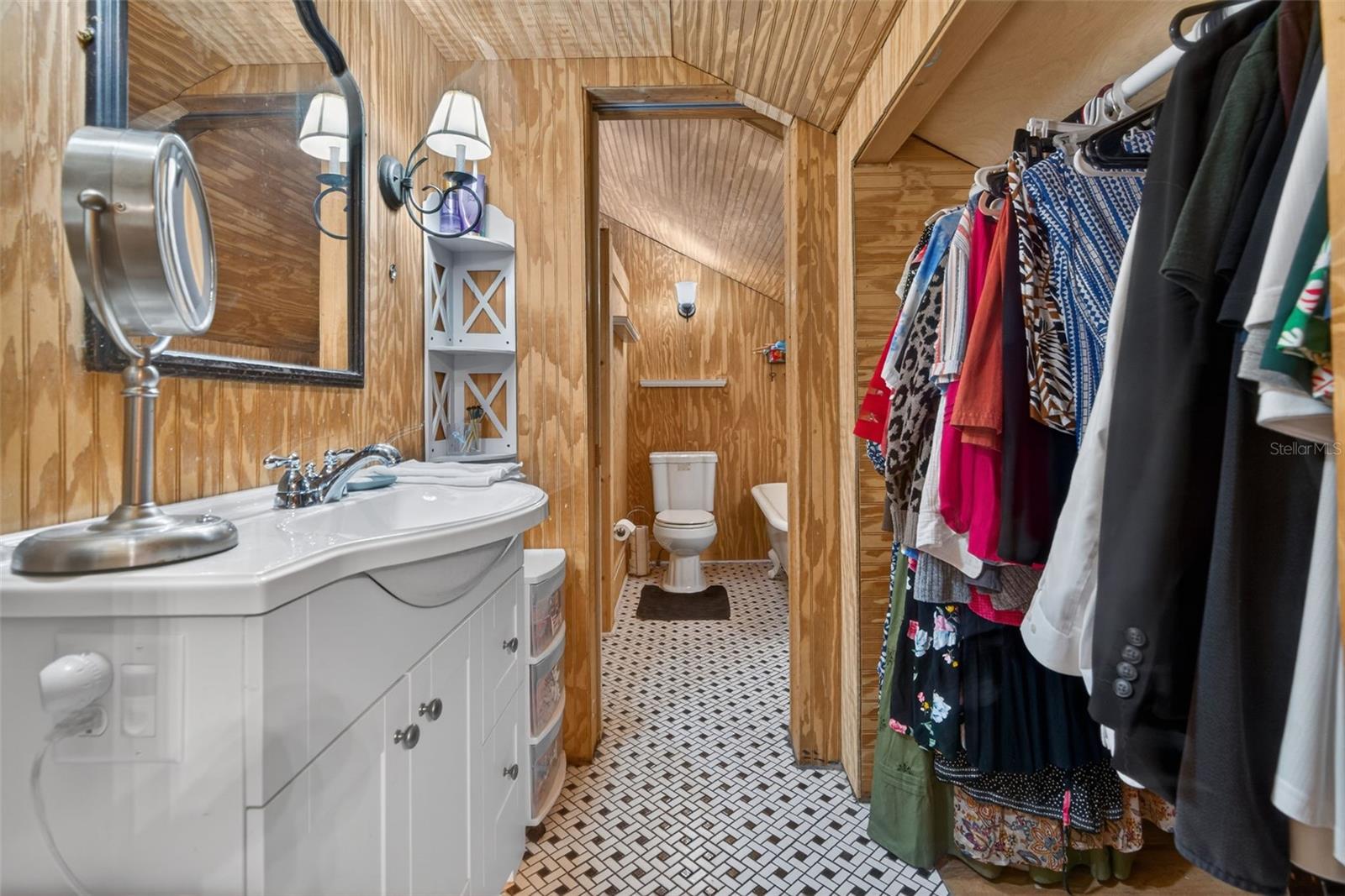 WITHLAPOPKA ISLANDS UNIT 04A - Residential