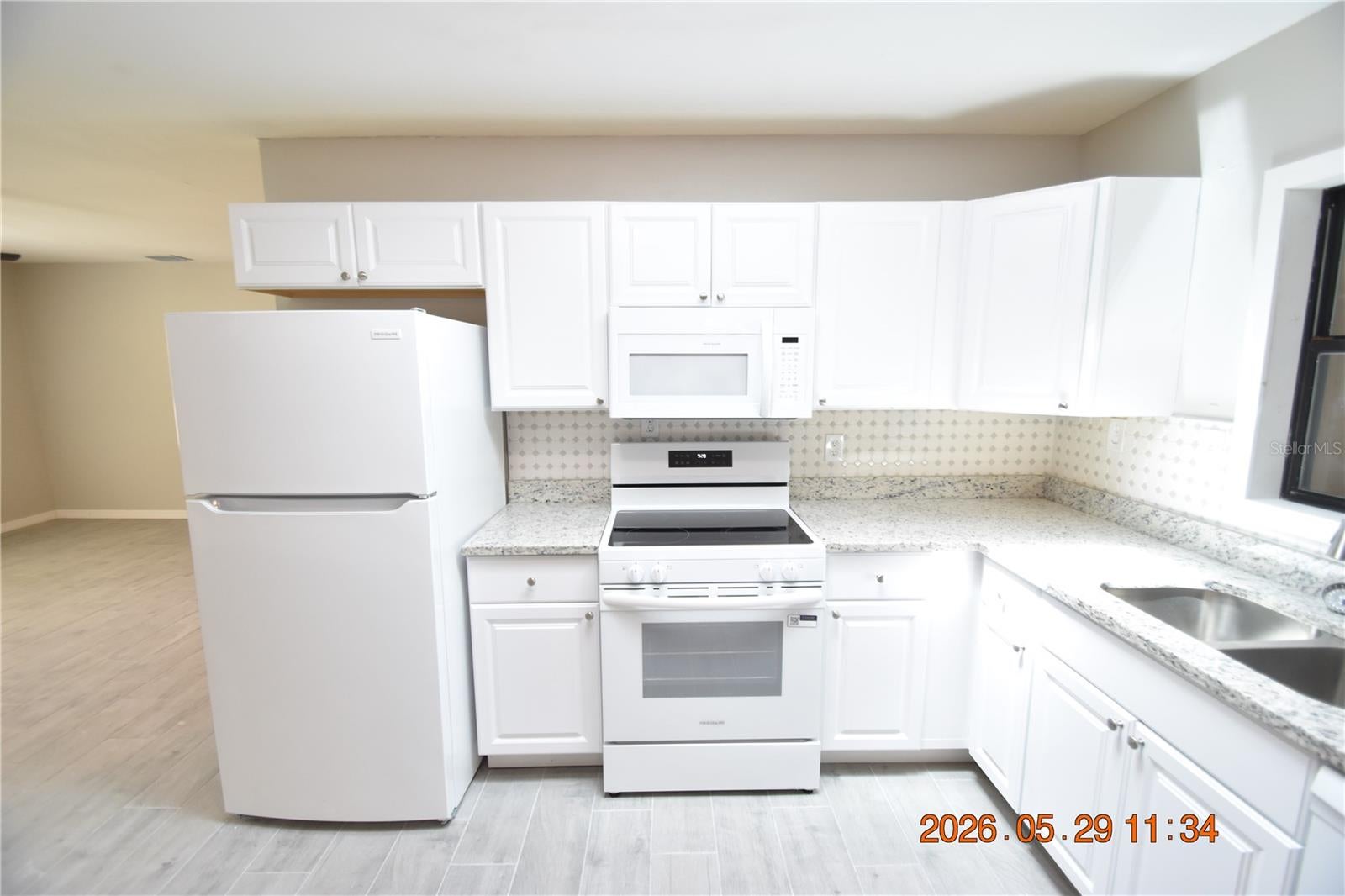 INDIAN SPGS UNIT 01 - Residential Lease