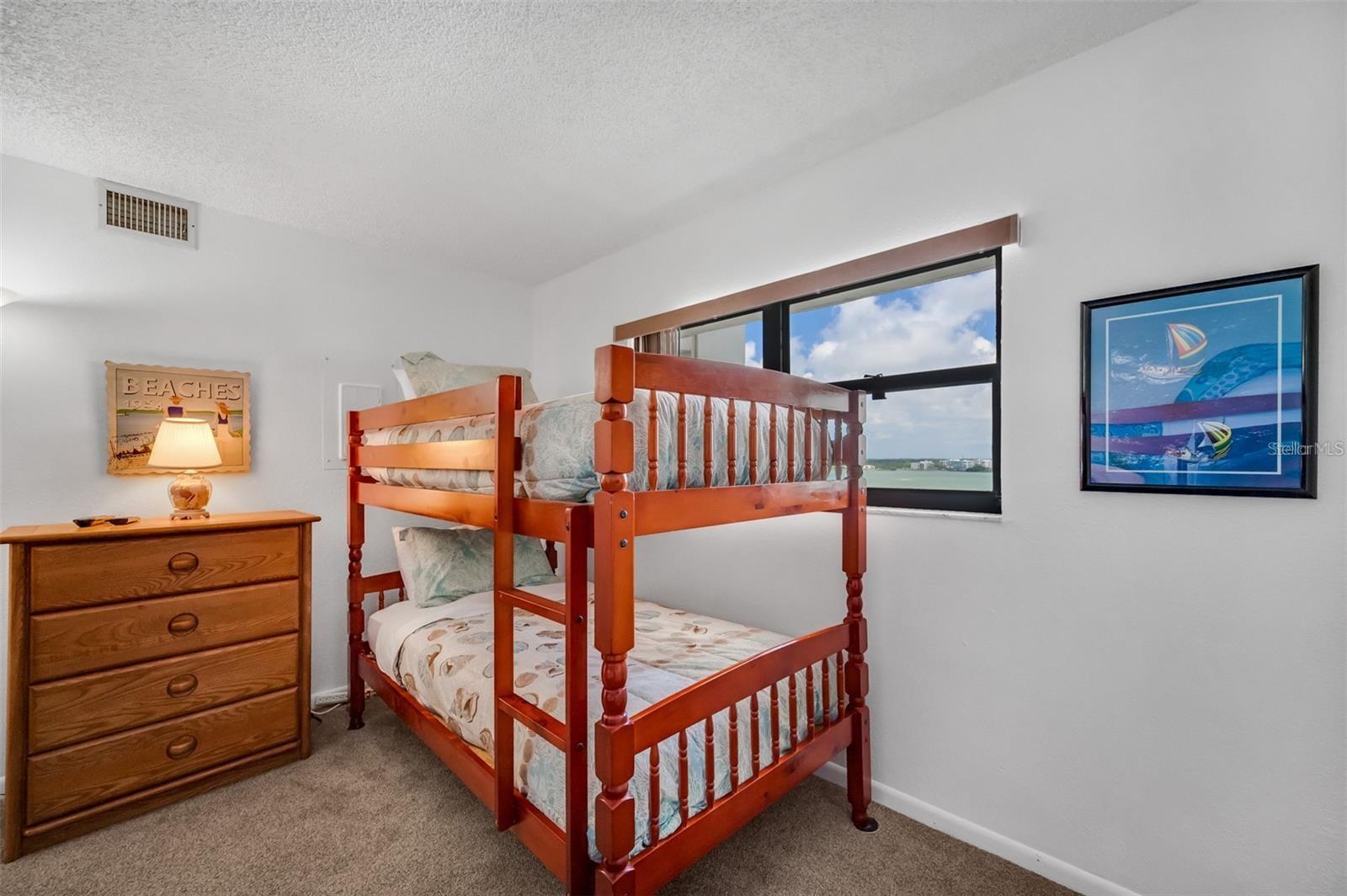 LANDMARK TOWERS - Residential Lease