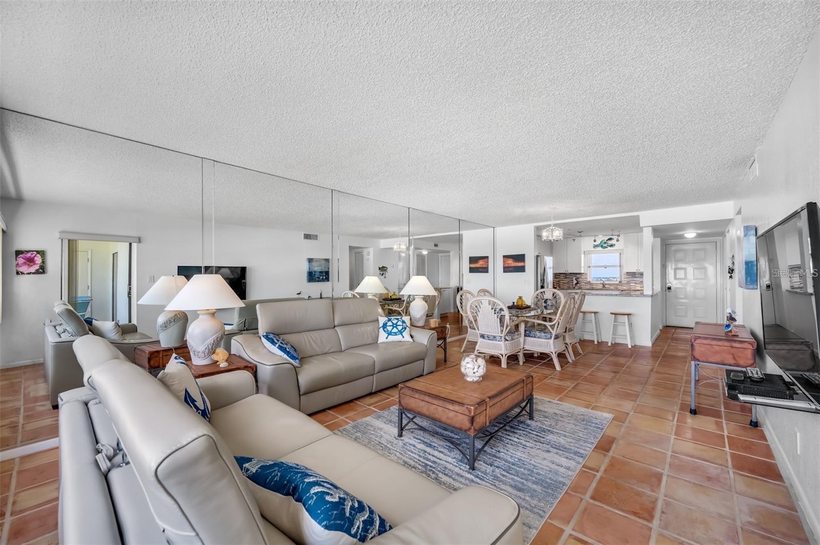 LANDMARK TOWERS - Residential Lease