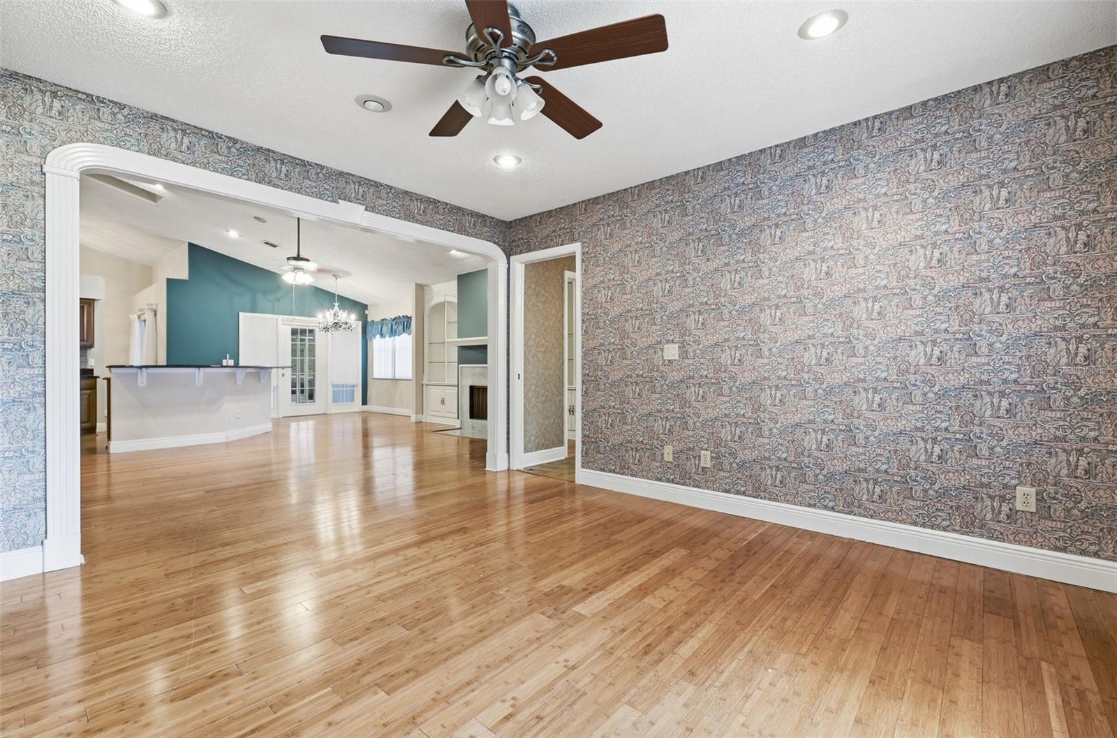 CROWN POINT WOODS PH 02 - Residential