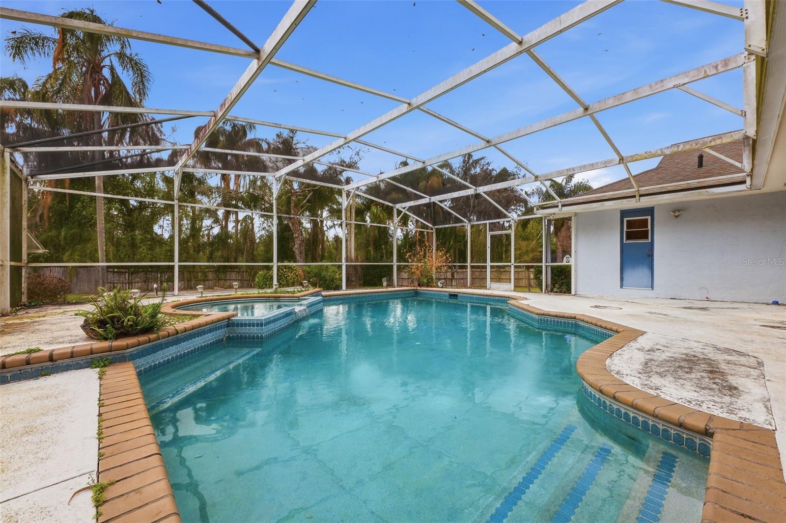 CROWN POINT WOODS PH 02 - Residential