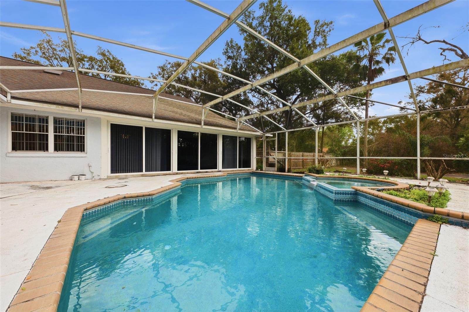 CROWN POINT WOODS PH 02 - Residential