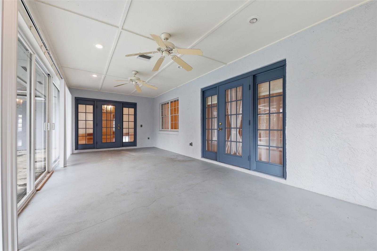 CROWN POINT WOODS PH 02 - Residential