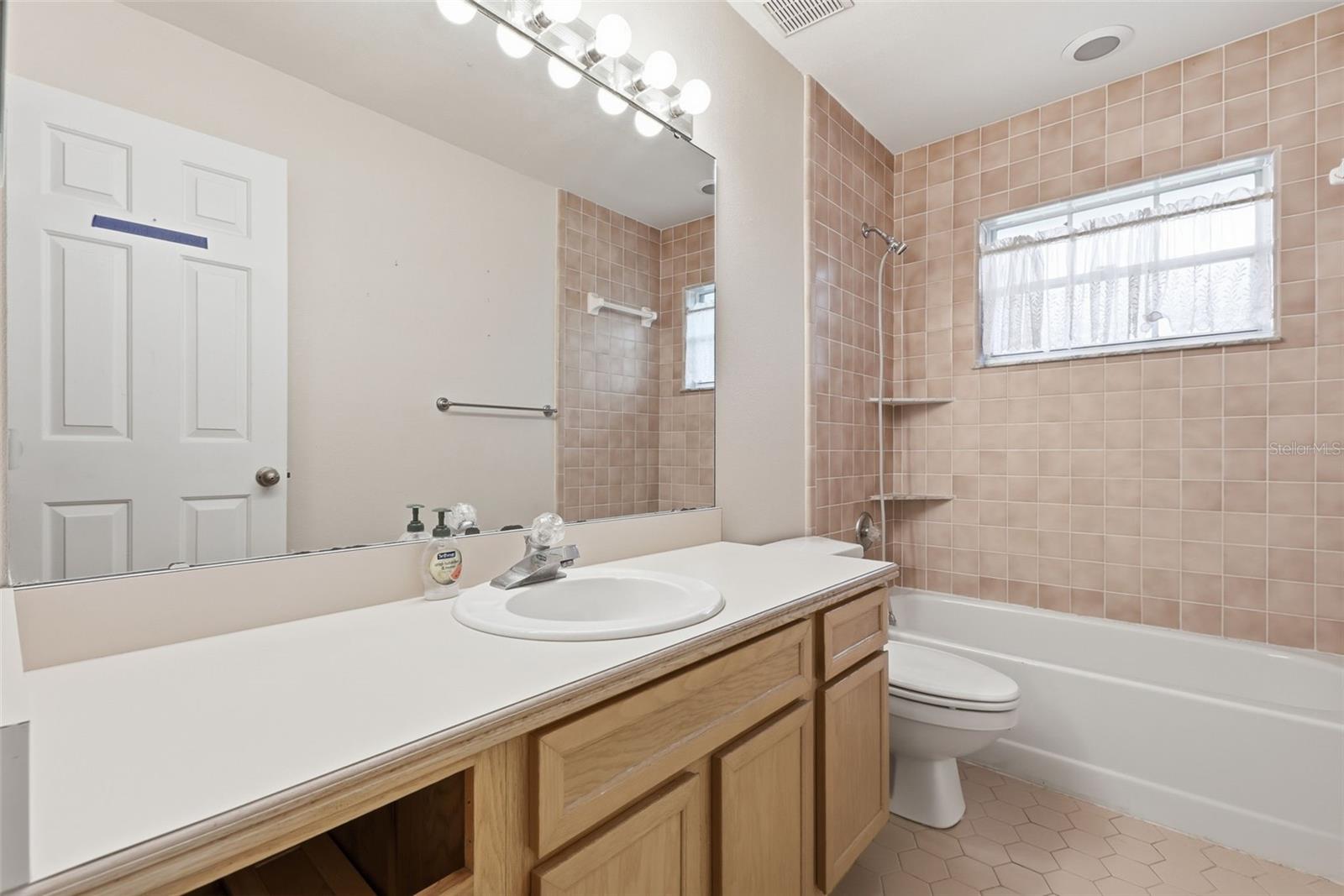 CROWN POINT WOODS PH 02 - Residential