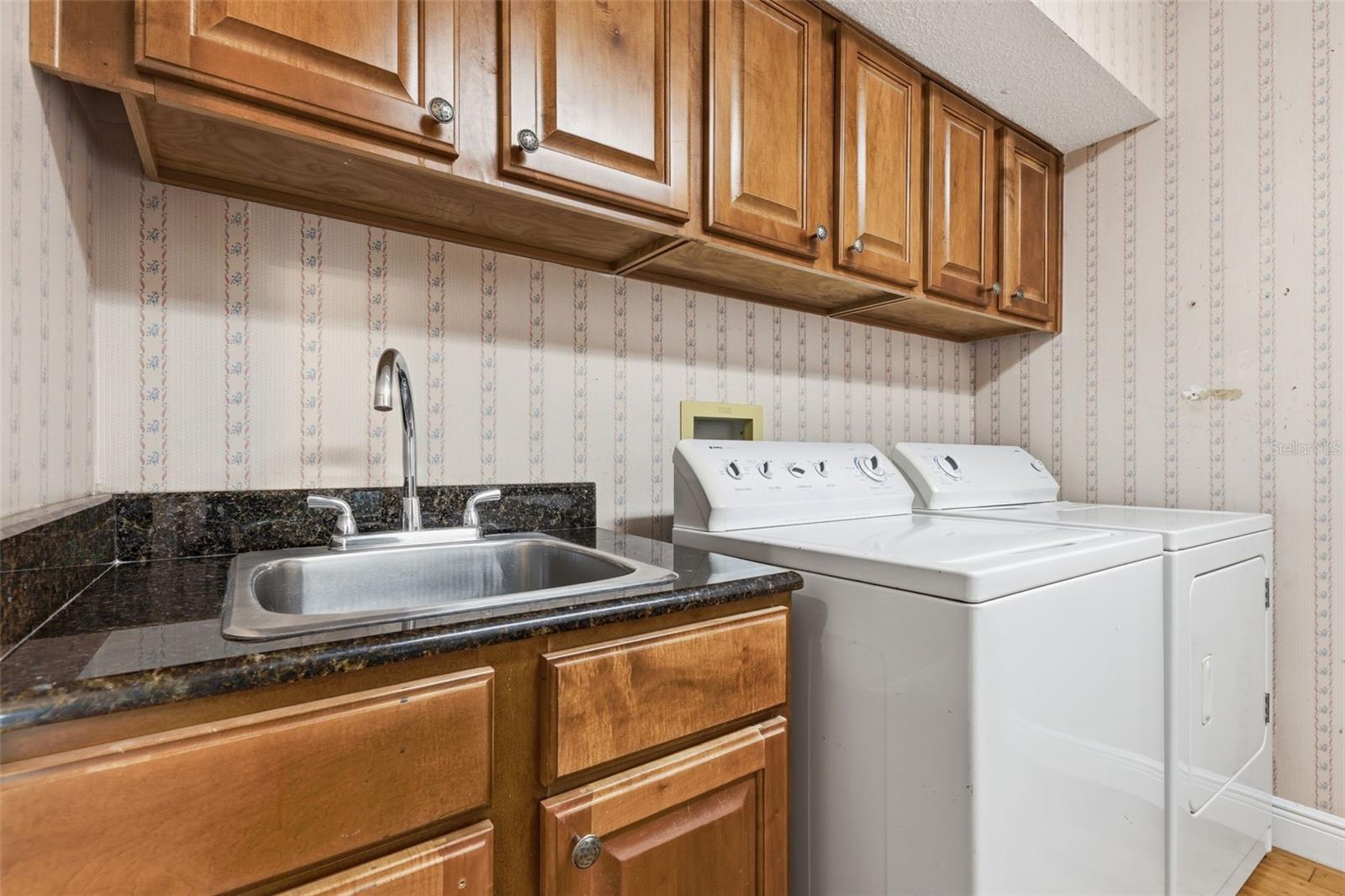 CROWN POINT WOODS PH 02 - Residential