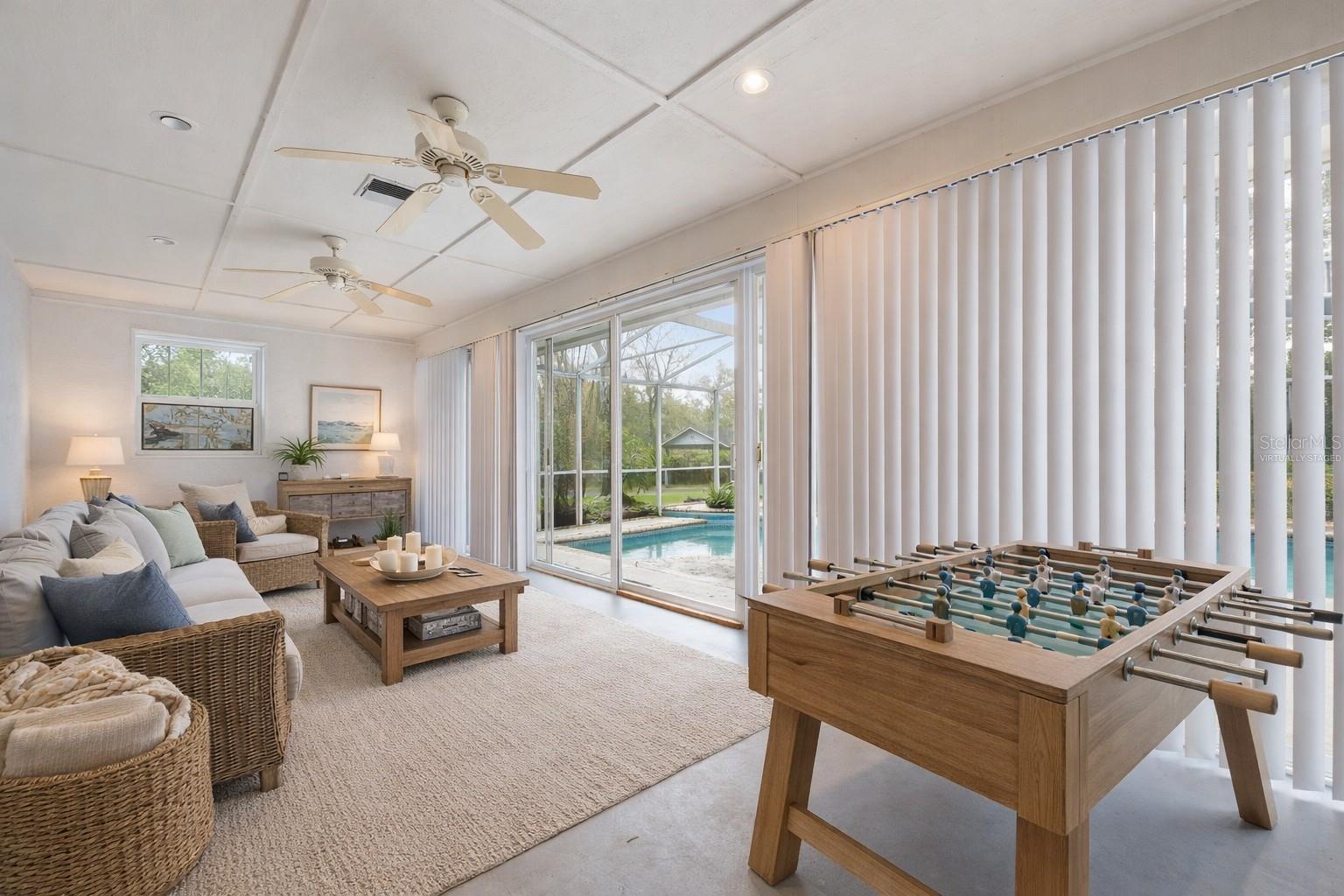 CROWN POINT WOODS PH 02 - Residential