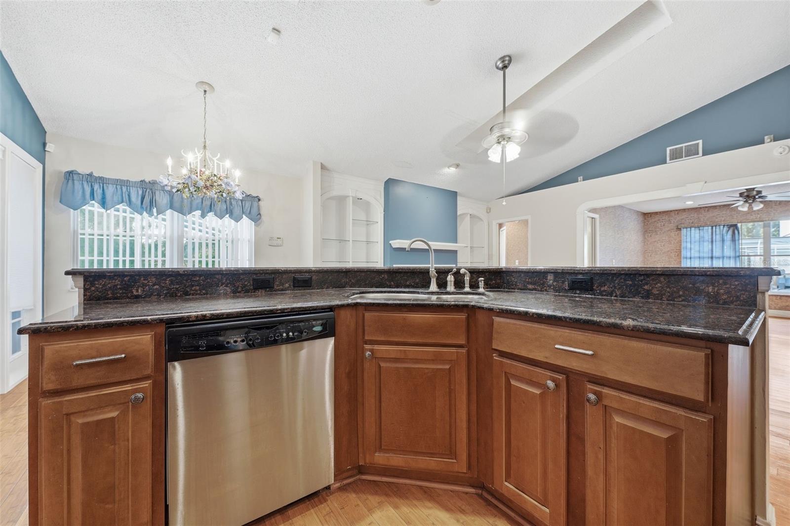 CROWN POINT WOODS PH 02 - Residential