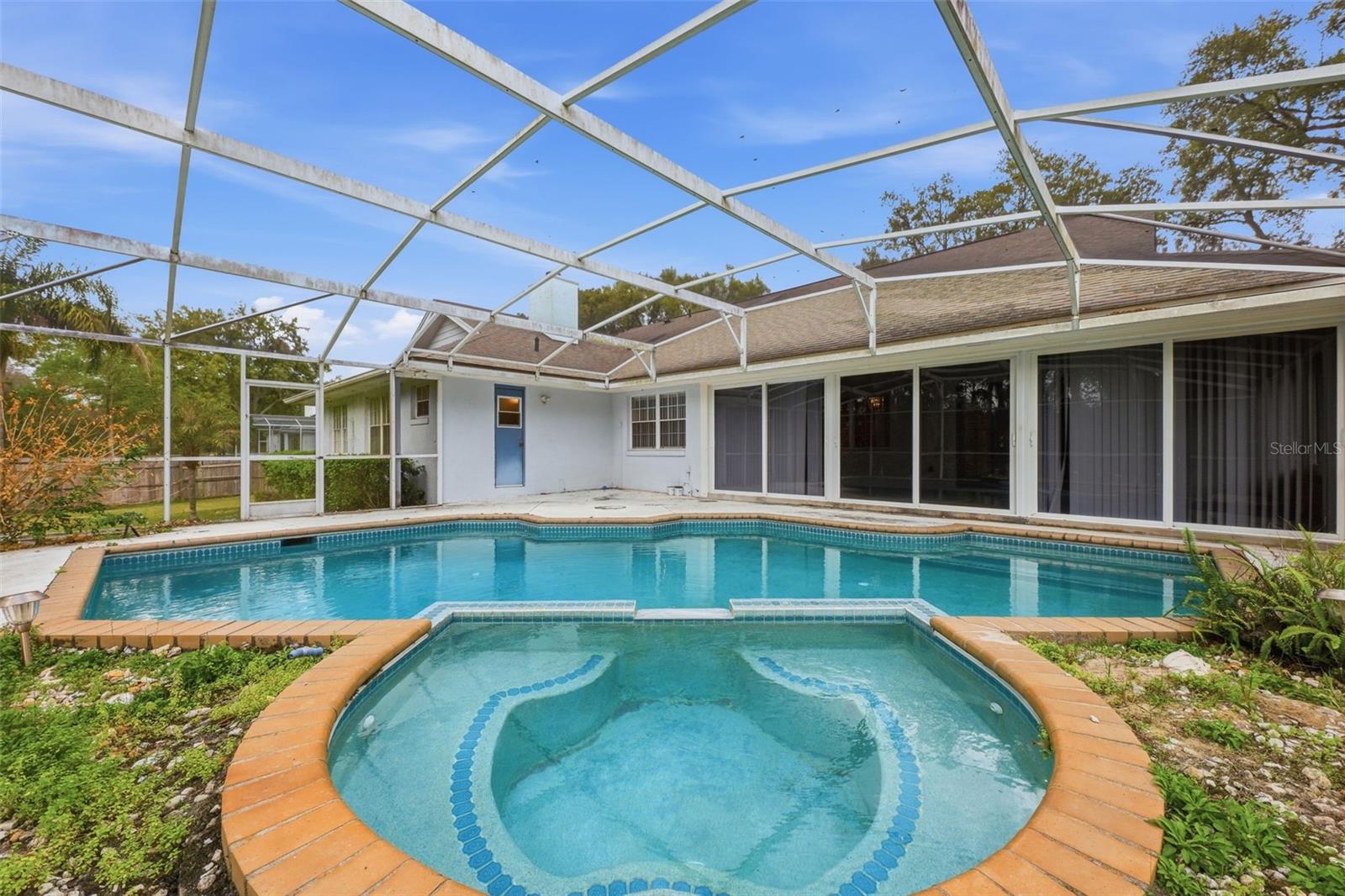 CROWN POINT WOODS PH 02 - Residential