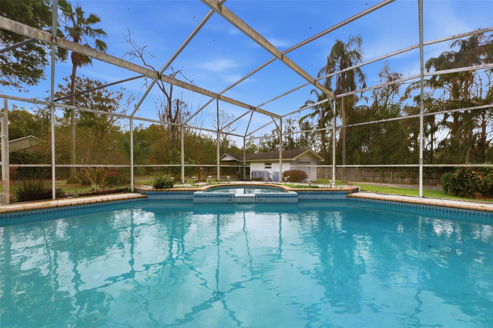 CROWN POINT WOODS PH 02 - Residential