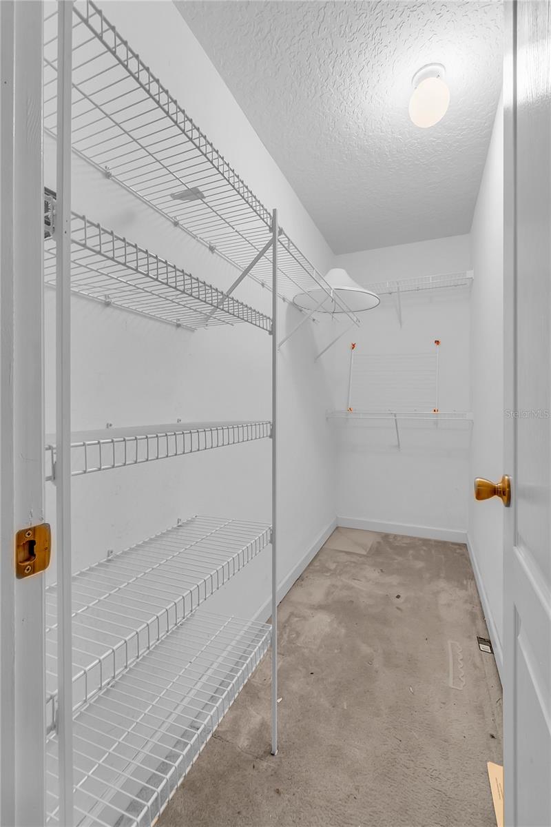 TUCKAWAY LAKE ESTATES - Residential