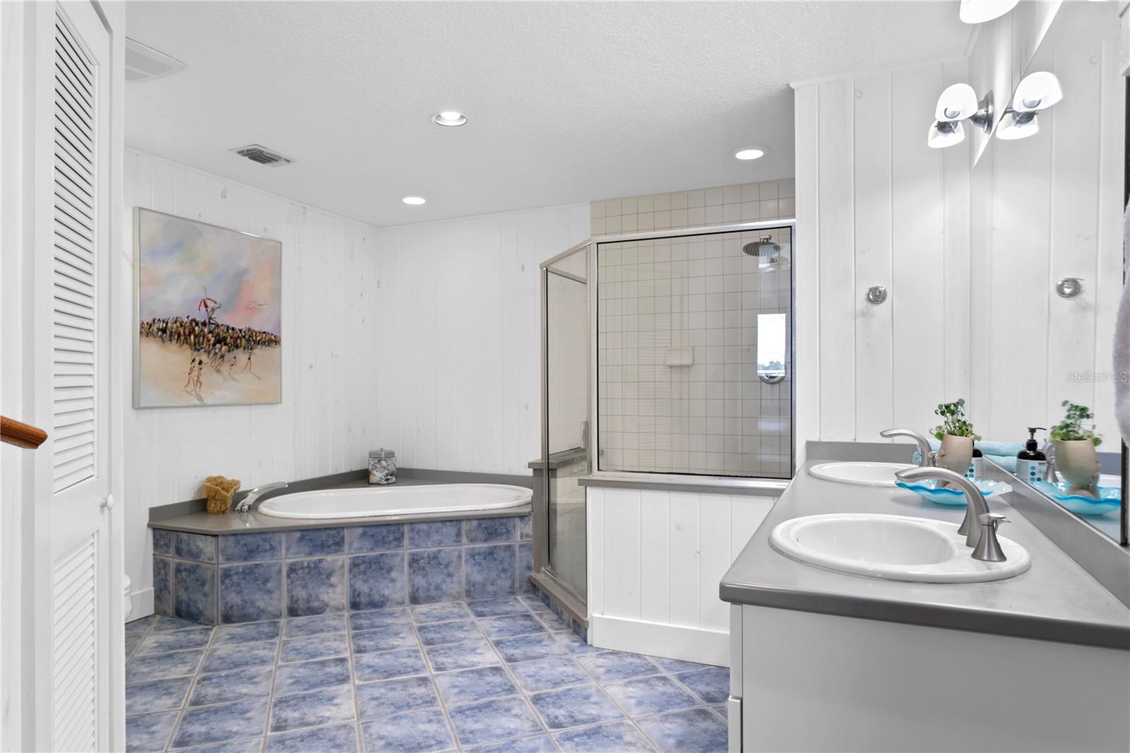 COLONIAL CORP - Residential