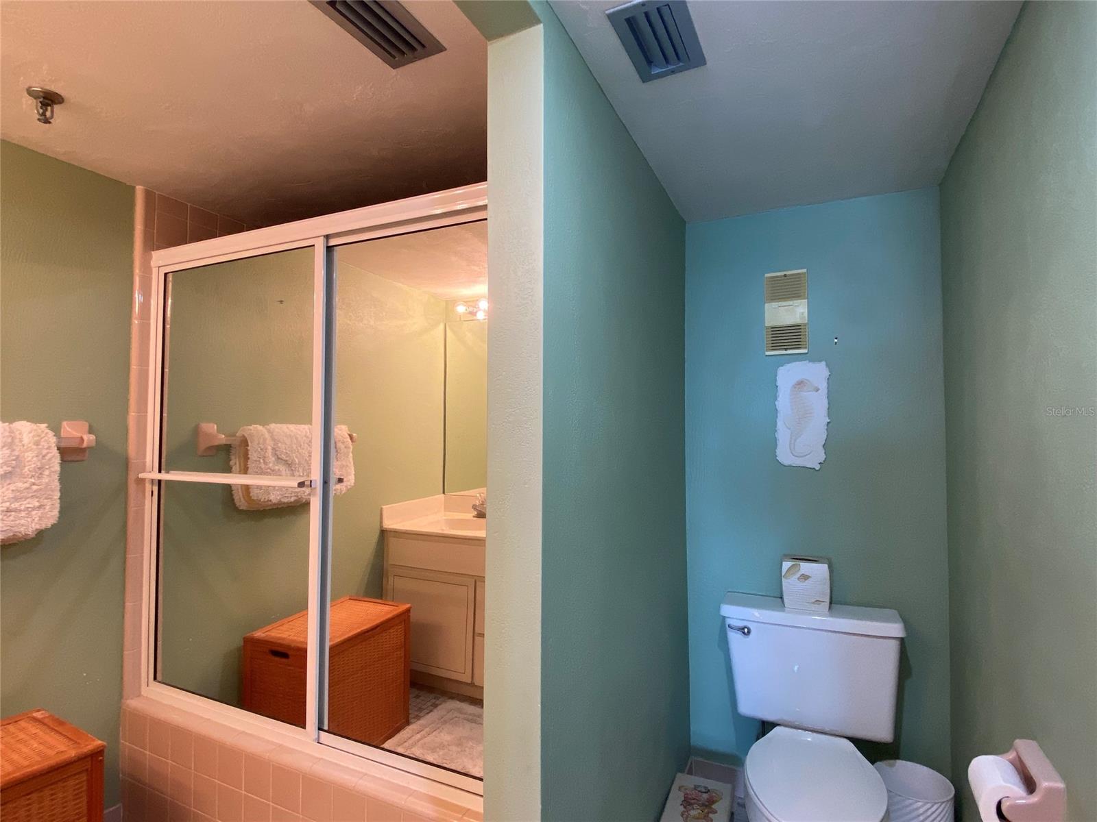 Club Oceania Condo Ph 01 & 02 - Residential