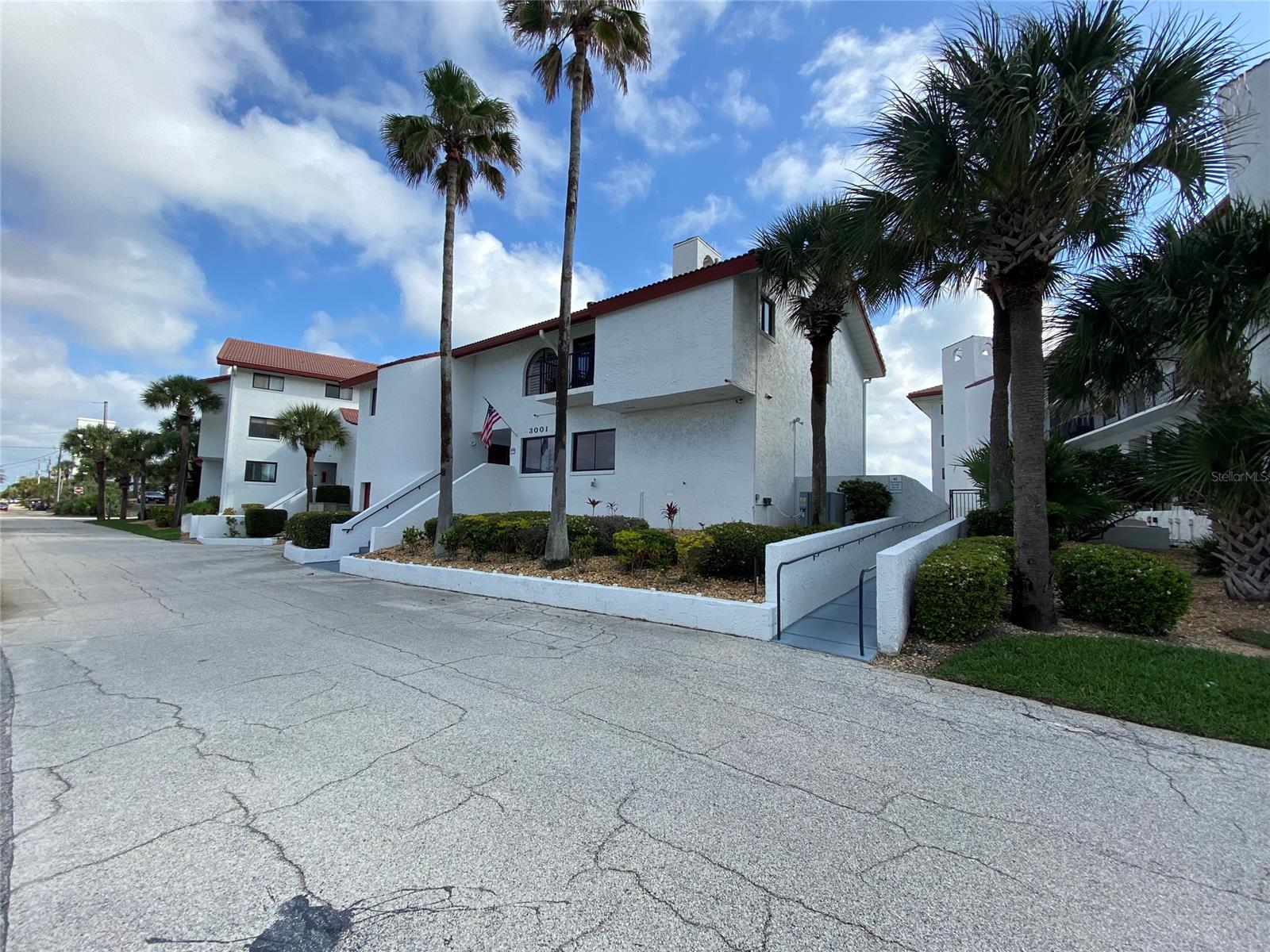 Club Oceania Condo Ph 01 & 02 - Residential