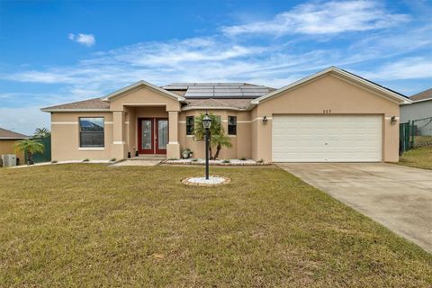 A home in LAKE WALES