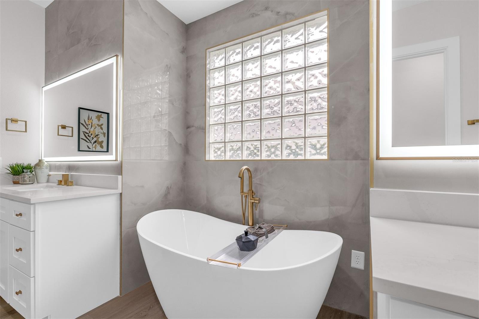 HUNTERS CREEK TR 220 - Residential