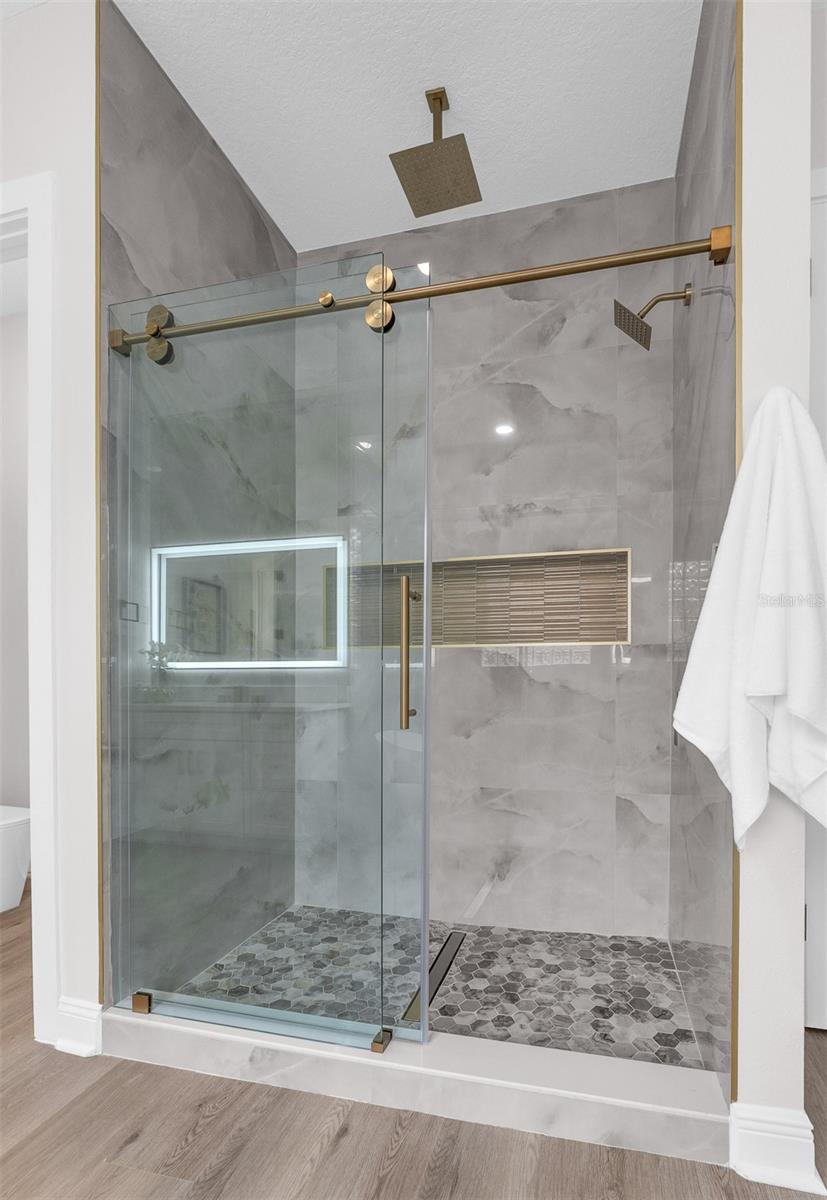 HUNTERS CREEK TR 220 - Residential