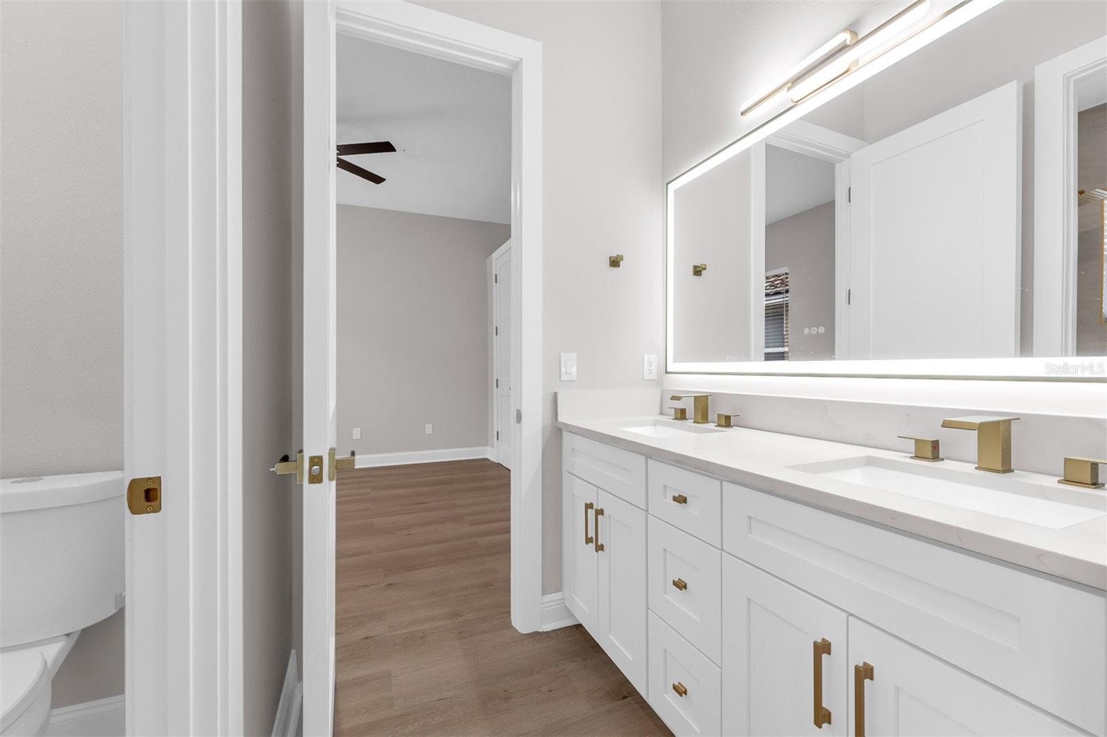 HUNTERS CREEK TR 220 - Residential