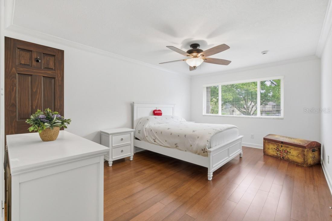 OAK HARBOUR SEC 1 - Residential