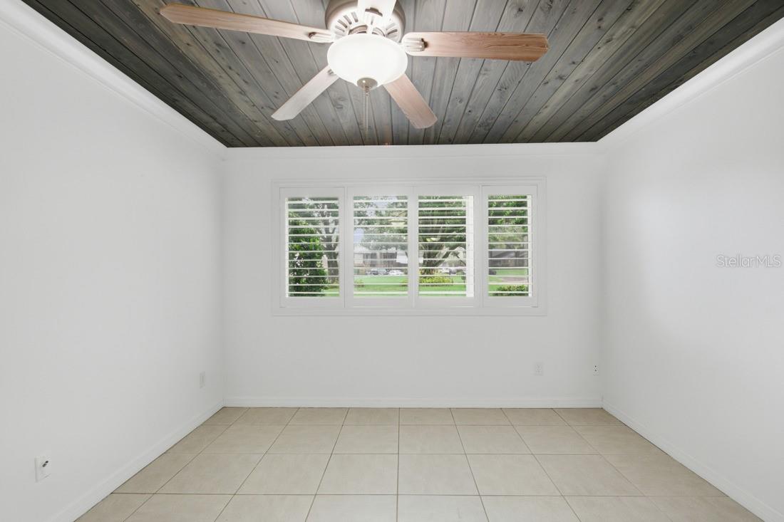OAK HARBOUR SEC 1 - Residential