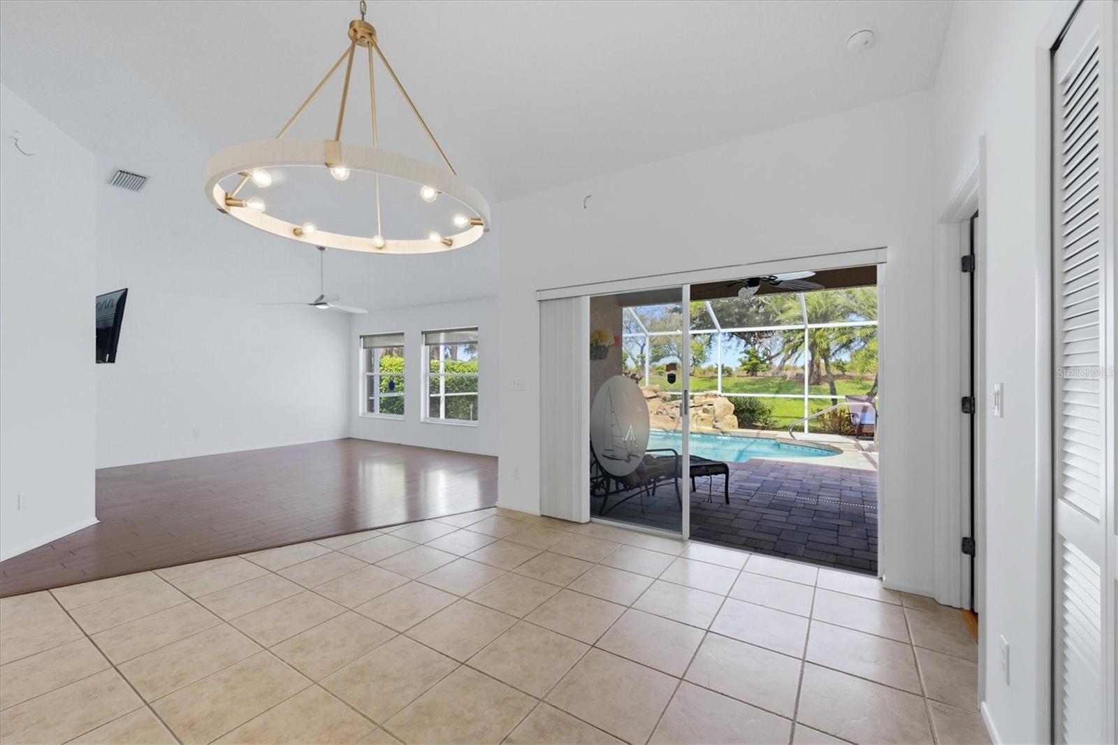 WELLINGTON CHASE - Residential