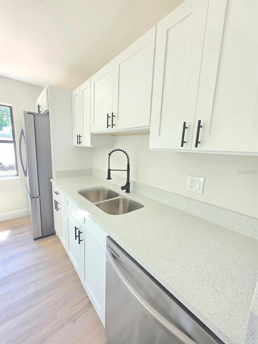 DALES ADDN TO GARDENDALE - Residential