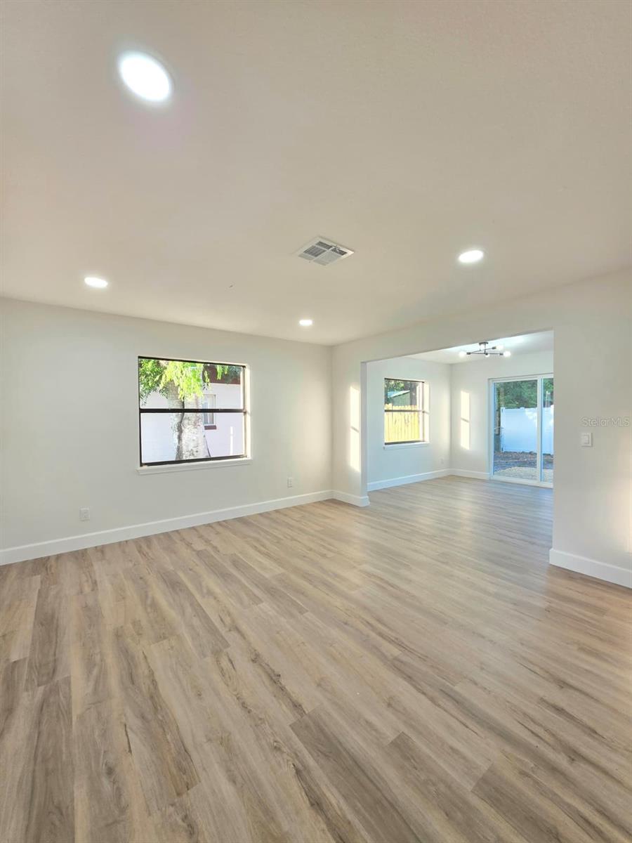 DALES ADDN TO GARDENDALE - Residential