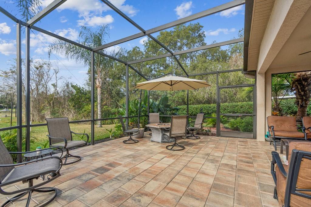 LEXINGTON OAKS VILLAGE 01 - Residential