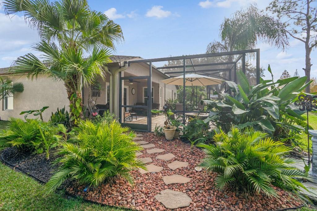 LEXINGTON OAKS VILLAGE 01 - Residential