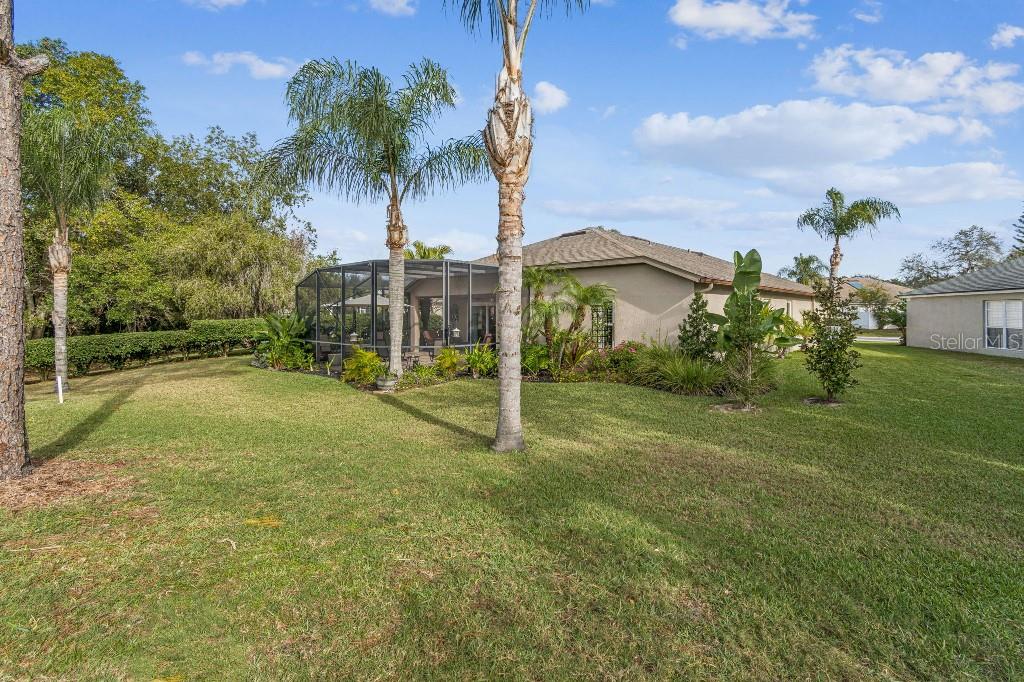 LEXINGTON OAKS VILLAGE 01 - Residential