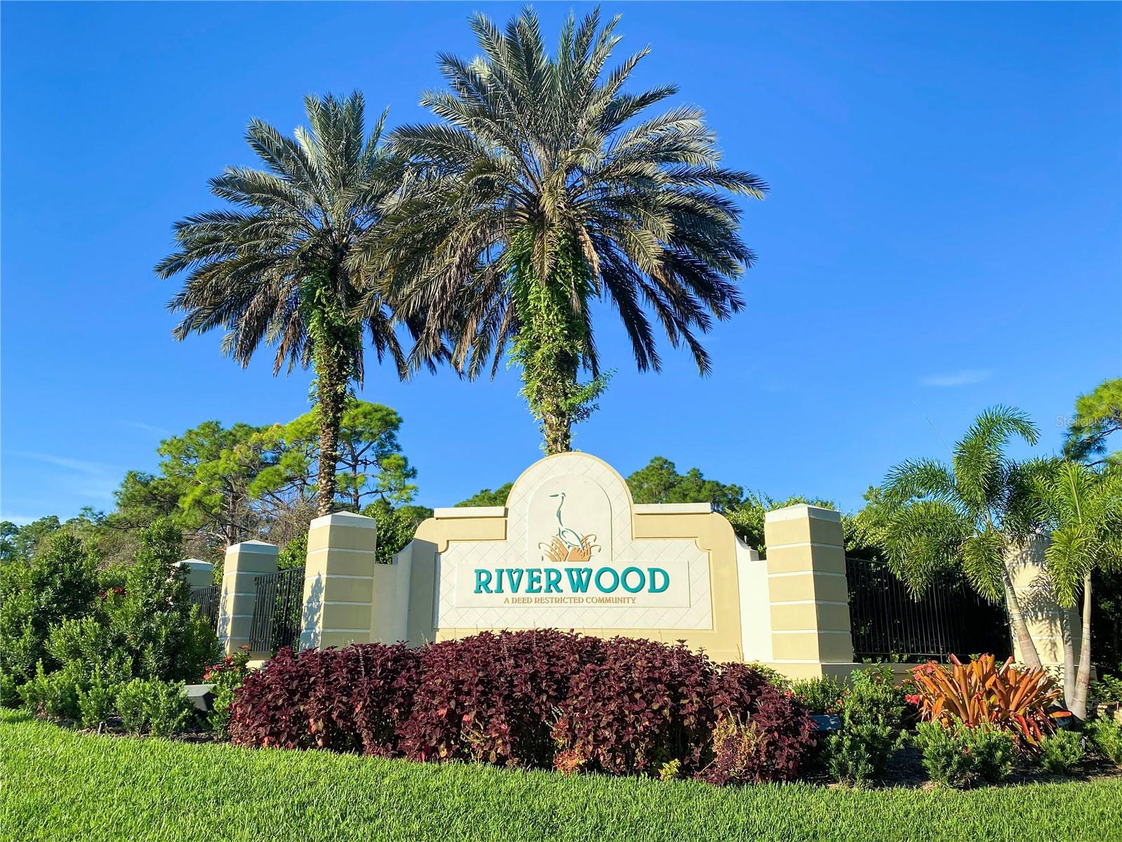 RIVERWOOD - Residential