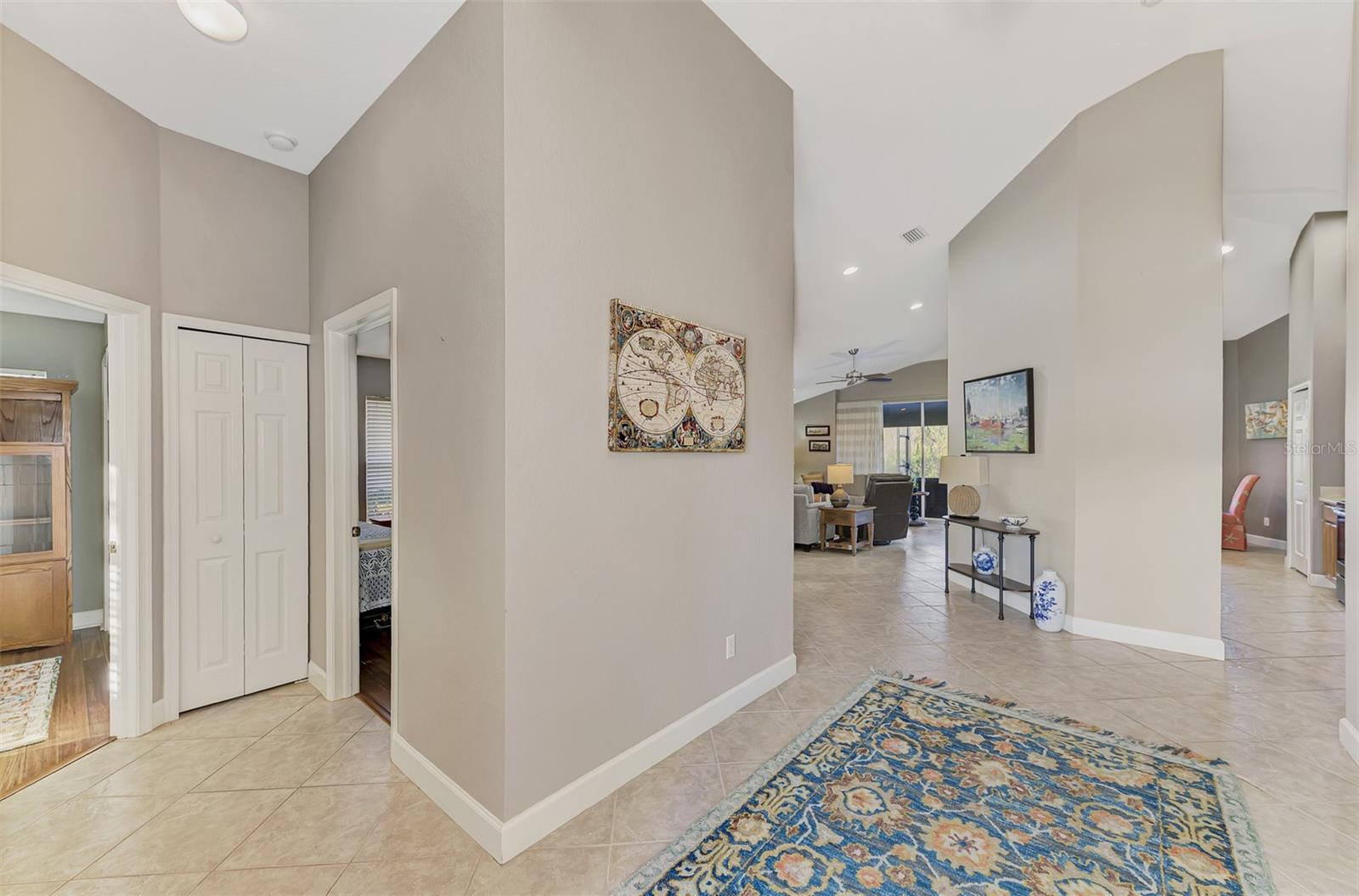 RIVERWOOD - Residential